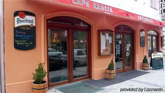 Отель Karlin