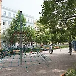 Karlin 3* Прага